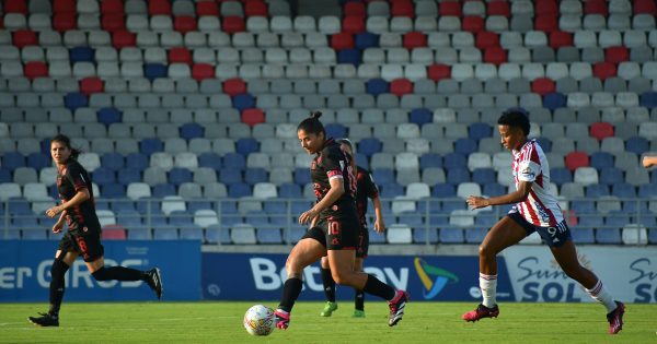 América Femenino igualó 2-2 ante Junior en la fecha 14